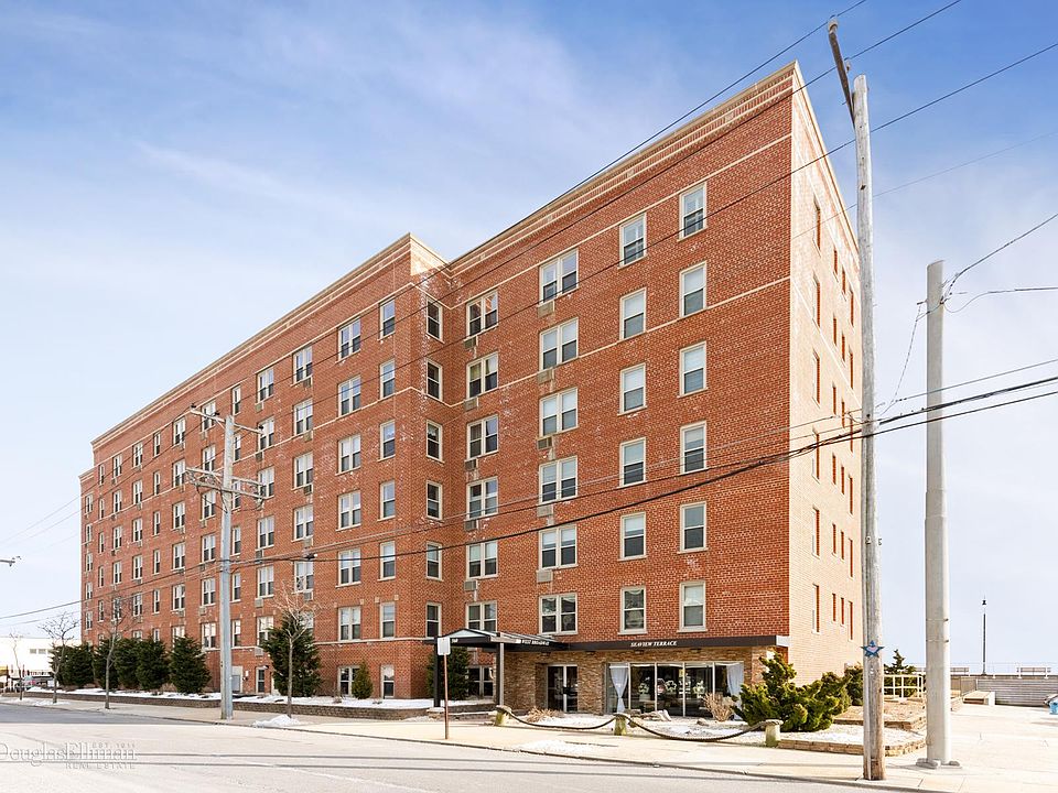 1st image of 560 W Broadway APT 5R