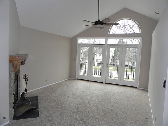3rd image of 450 Cromwell Cir Unit 2