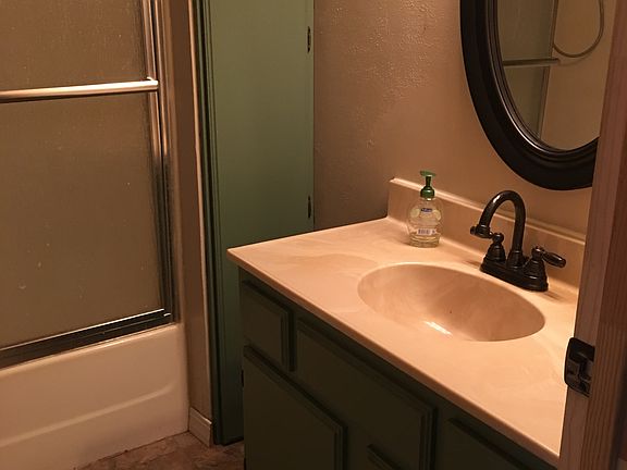 5th image of 4836 Wellesley Ave #1