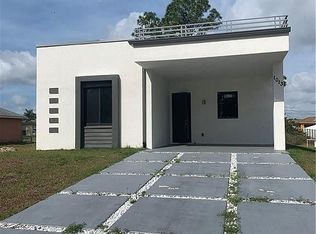 1013 Angelo Ave, Lehigh Acres, FL 33971
