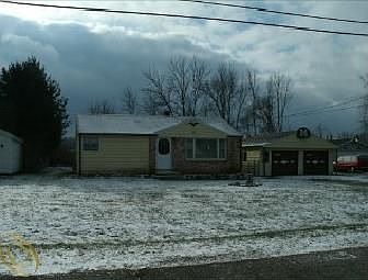 1st image of 6066 Crabtree Ln