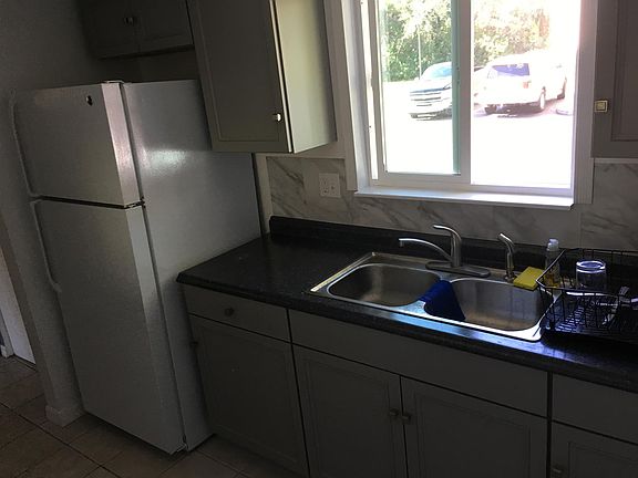 5th image of 621 99th Ave N APT 101