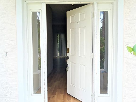 3rd image of 12 Empire Ln