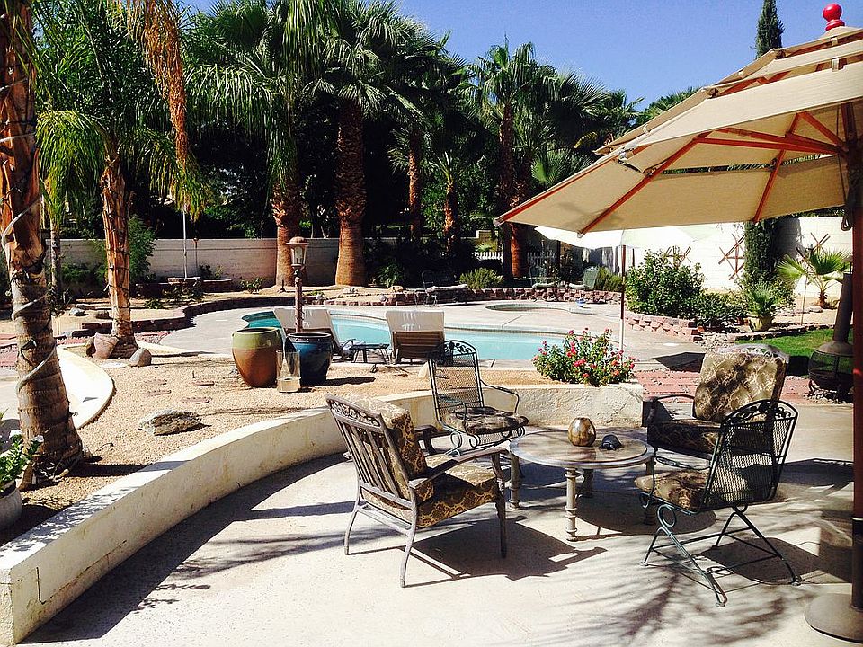Pool and standalone hot tub 