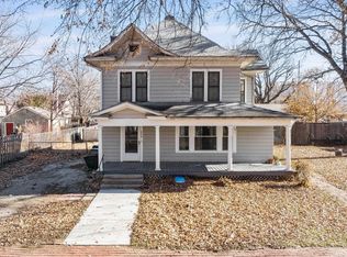 606 N Franklin Ave, Sedgwick, KS 67135