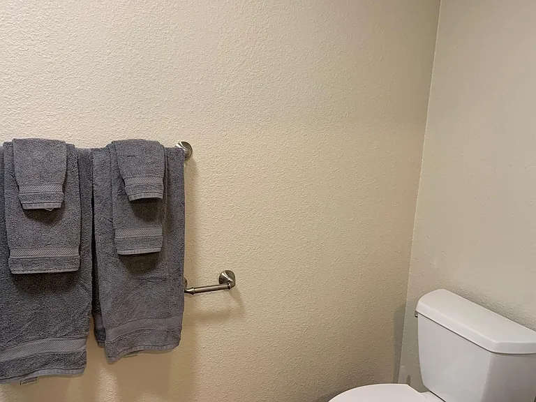 202 E Lake Ave #203 — Photo 5