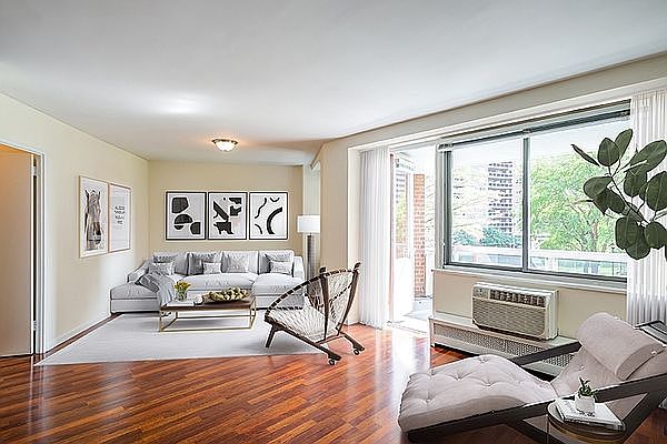 1st image of 10420 Queens Blvd APT 5S