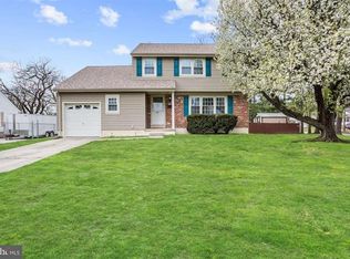 1 Sequoia Dr, Cinnaminson, NJ 08077