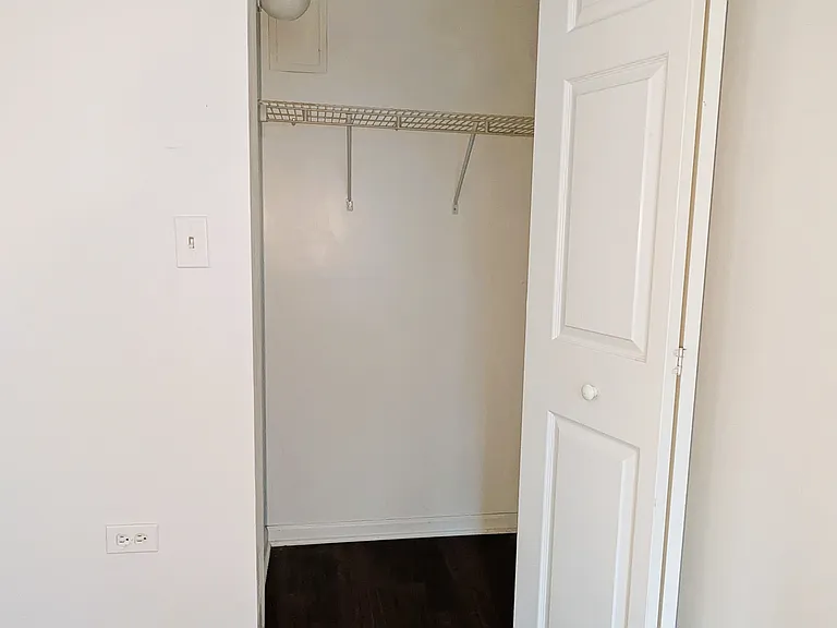 2530 W Fitch Ave #G — Photo 9