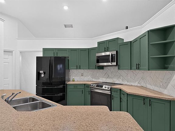5th image of 13405 SW 86TH AVENUE