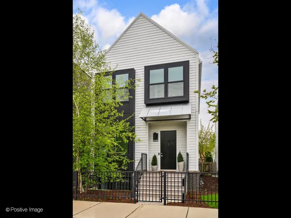 3702 N Milwaukee Ave, Chicago, IL 60641