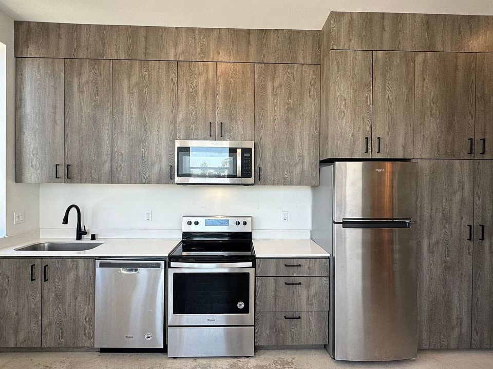1st image of 4224 Ohio St APT 503