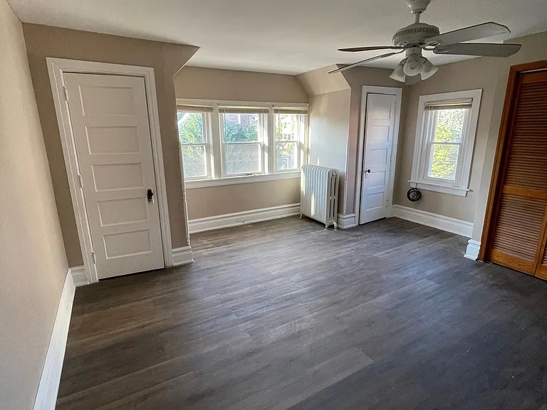 1610 W Walnut St #2 — Photo 2