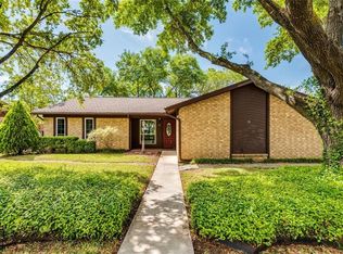 711 Drake Ln, Taylor, TX 76574
