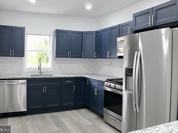 2nd image of 676 Columbia Ave