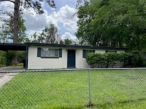 6814 Tinkerbell Ln — Photo 2