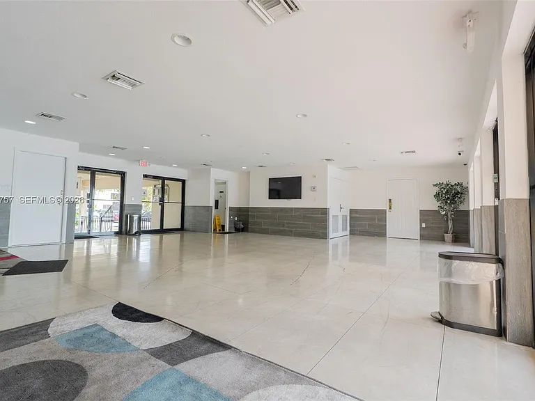 4158 Inverrary Dr #409 — Photo 33