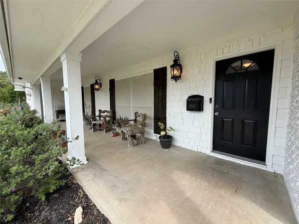 8120 Bangor Dr, Benbrook, TX 76116