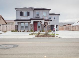 1496 W Woodward Ave, Manteca, CA 95337