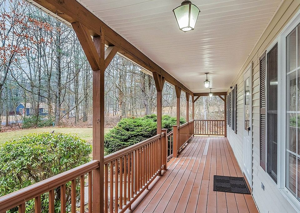 320 Ash St, Winchendon, MA 01475 Zillow