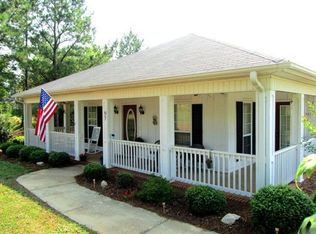 97 Findlay Dr, Greenwood, SC 29646