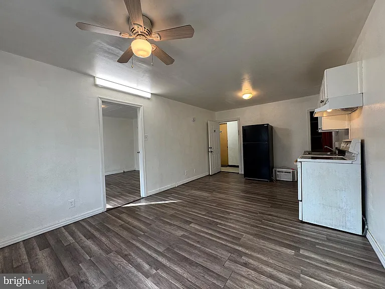 222 Long Ln #2F — Photo 2
