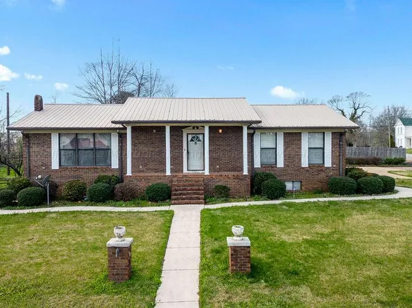 757 1st St NW, Carbon Hill, AL 35549