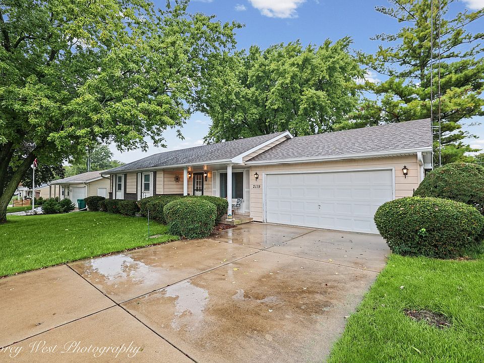 1st image of 2119 Highland Dr