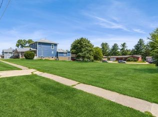 212 W Main St, West Branch, IA 52358