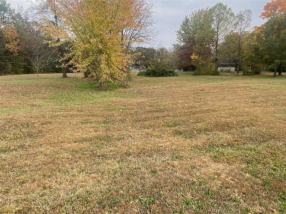 1st image of 26 W Valley Dr #1