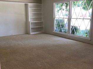 231 Roundup Rd, Glendora, CA 91741