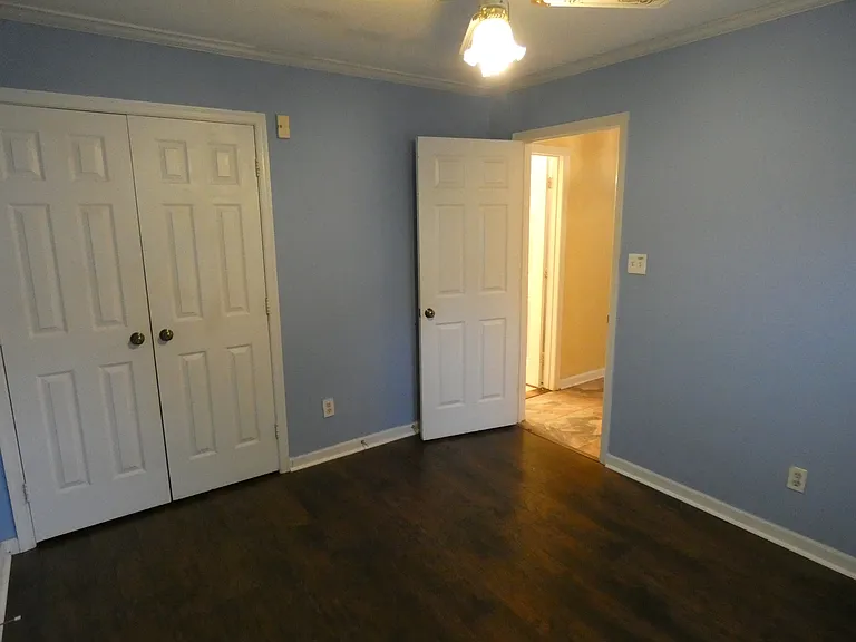 3605 Pine Knoll Dr — Photo 2