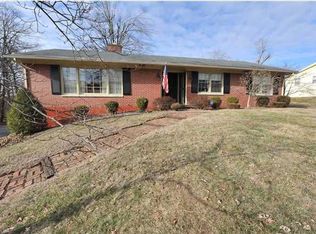 1210 Westwood Dr, New Albany, IN 47150