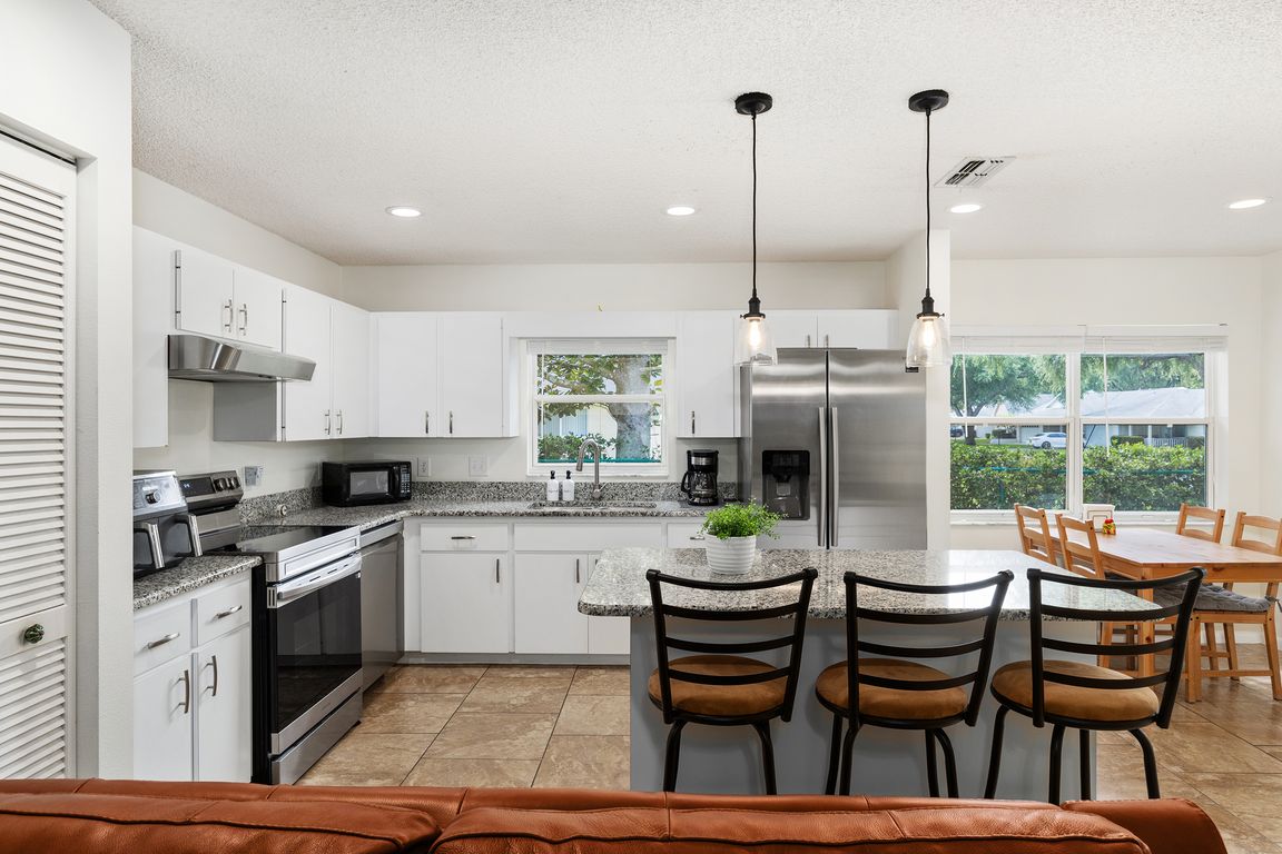 茶 comcom com 9755 SW 94TH TERRACE #D, Ocala, FL 34481 | MLS #OM726284 | Zillow