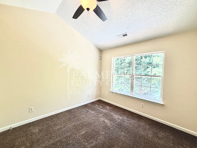 263 Malamute Ln #263 — Photo 16