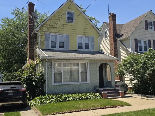 10416 200th Street, Hollis, NY 11412