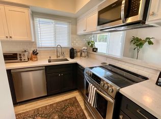 1700 Bedford Ln #C, Newport Beach, CA 92660