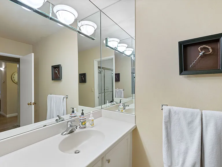 33 Fairway Dr — Photo 12