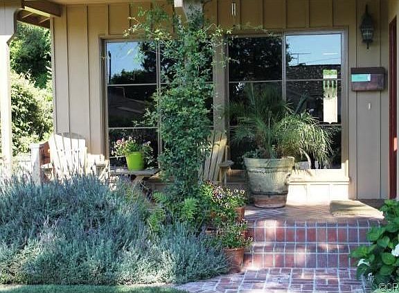 4th image of 608 Camino De Encanto