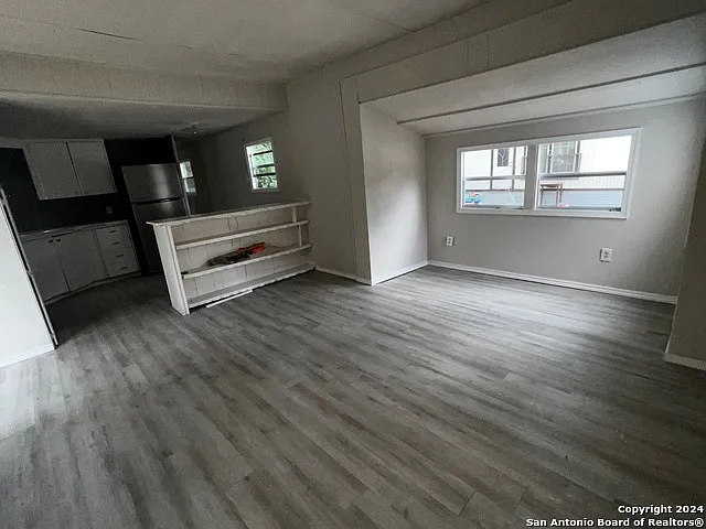 1311 W Hein Rd #16 — Photo 4