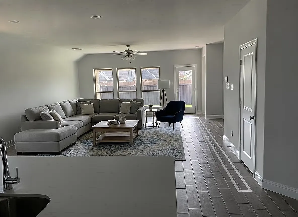 4 bed, 2250 sqft, $2,695 — Photo 2