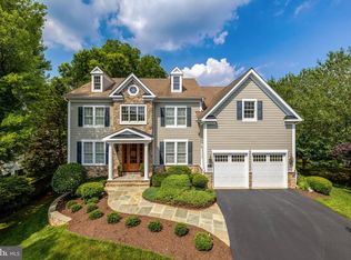 513 John Marshall Dr NE, Vienna, VA 22180