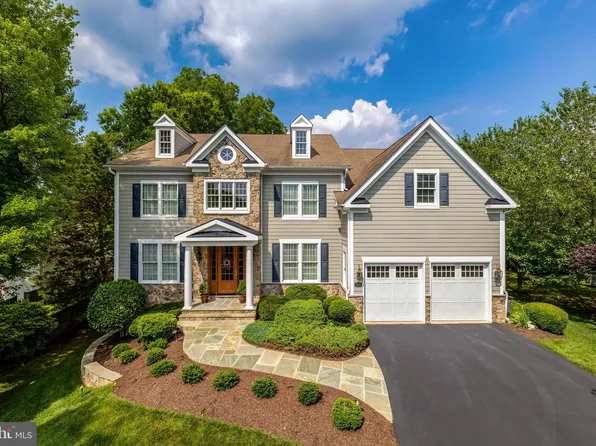 513 John Marshall Dr NE, Vienna, VA 22180