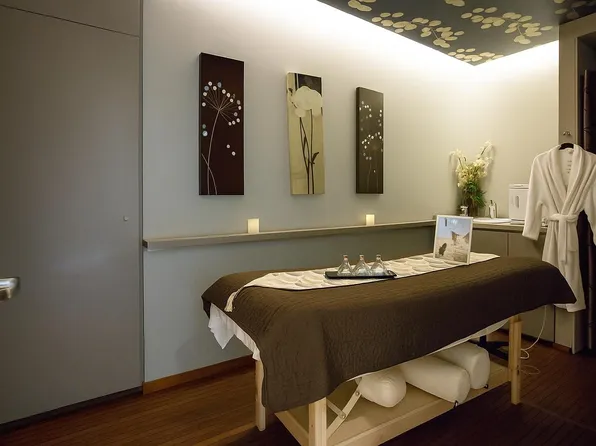 77 Hudson Street image 13 of 19