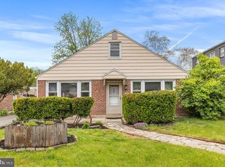 7 Brookside Rd, Glenside, PA 19038