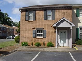114 Charlestowne Cir, Winston Salem, NC 27103