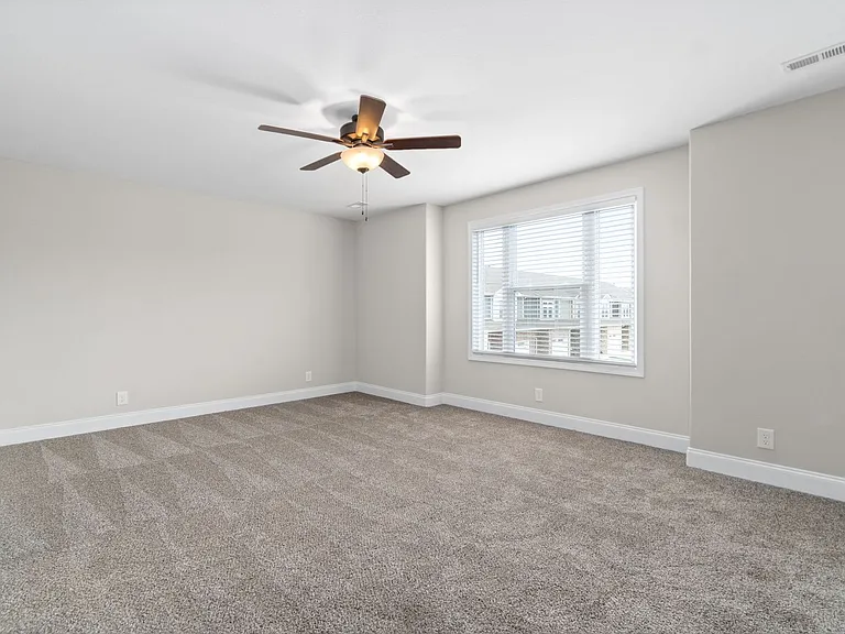 352 Fallow Cir — Photo 15