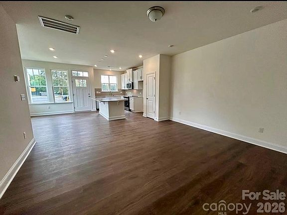 3rd image of 1075 S Point Rd