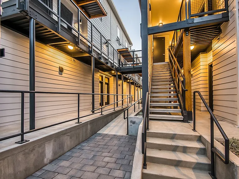 Julian Apartments — Photo 44