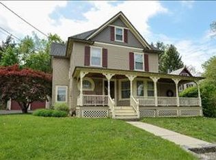 6 Ashby Pl, Katonah, NY 10536